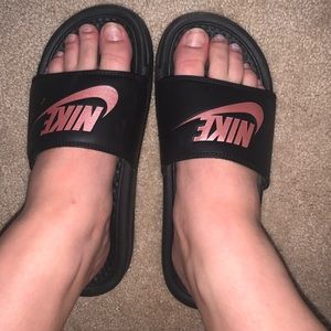 rose gold nike slides